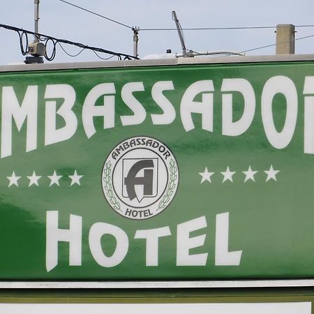 Ambassador Hotel Orlando Esterno foto
